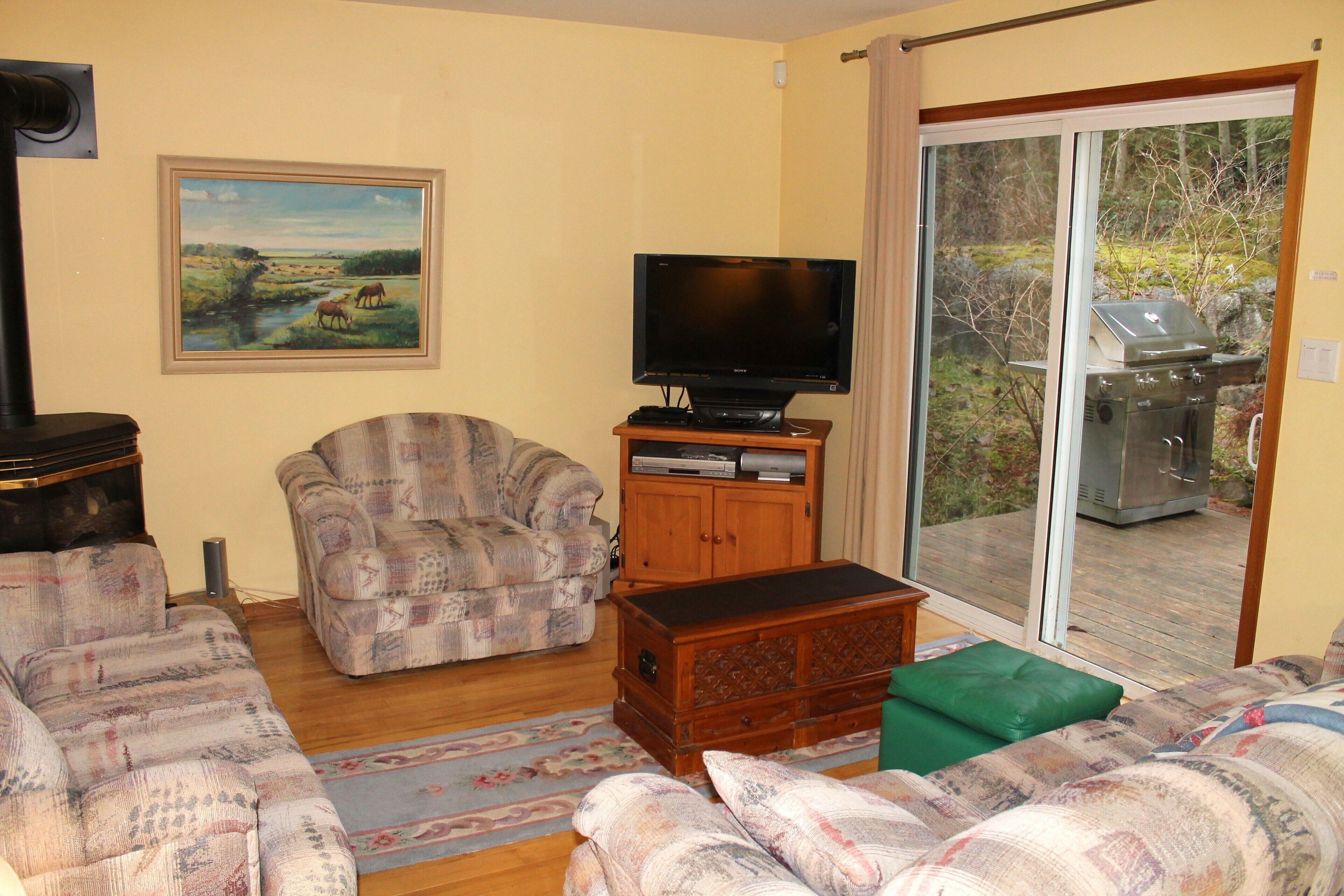 Luxury Home Near Beach In The Heart Of Roberts Creek, British Columbia