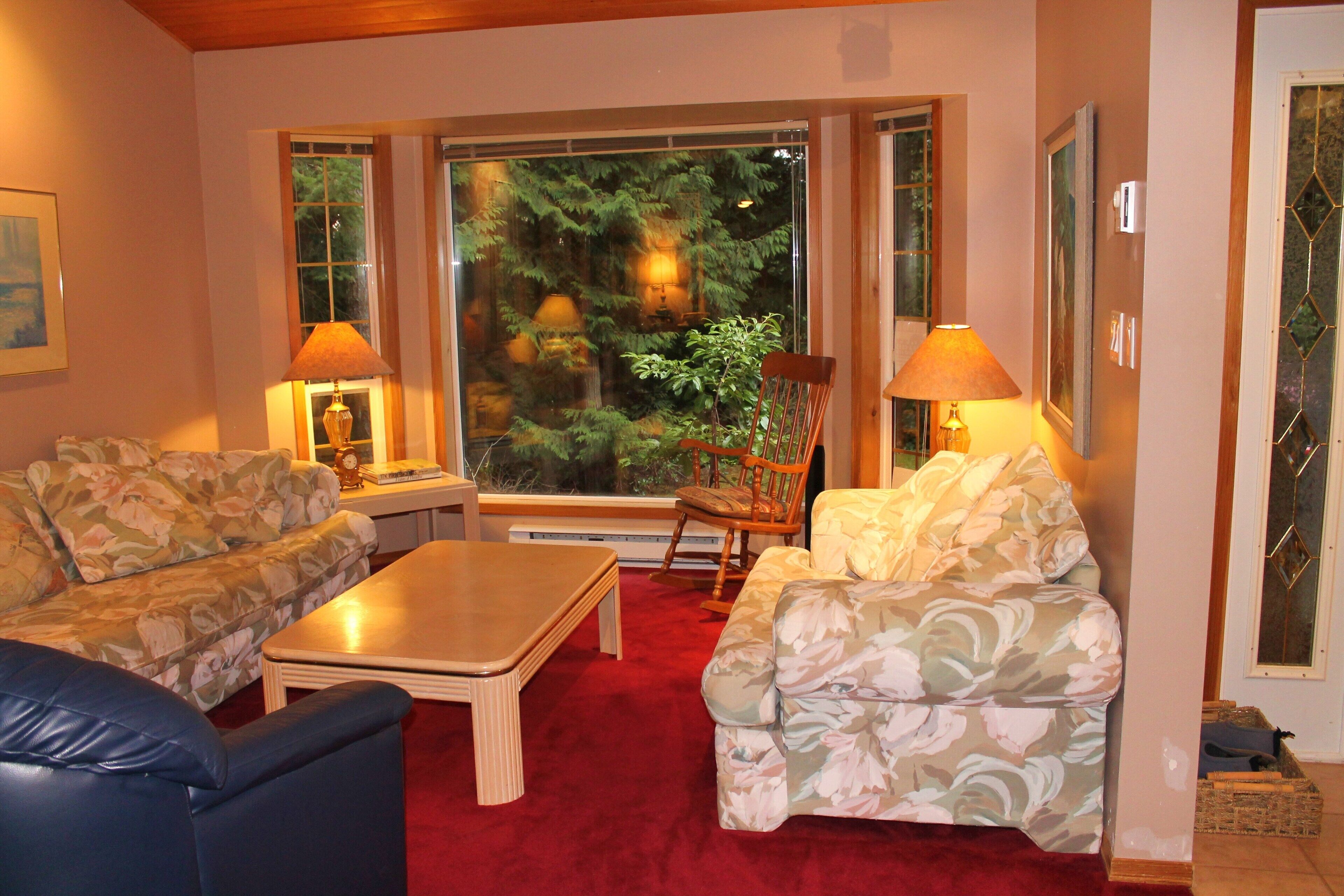 Luxury Home Near Beach In The Heart Of Roberts Creek, British Columbia