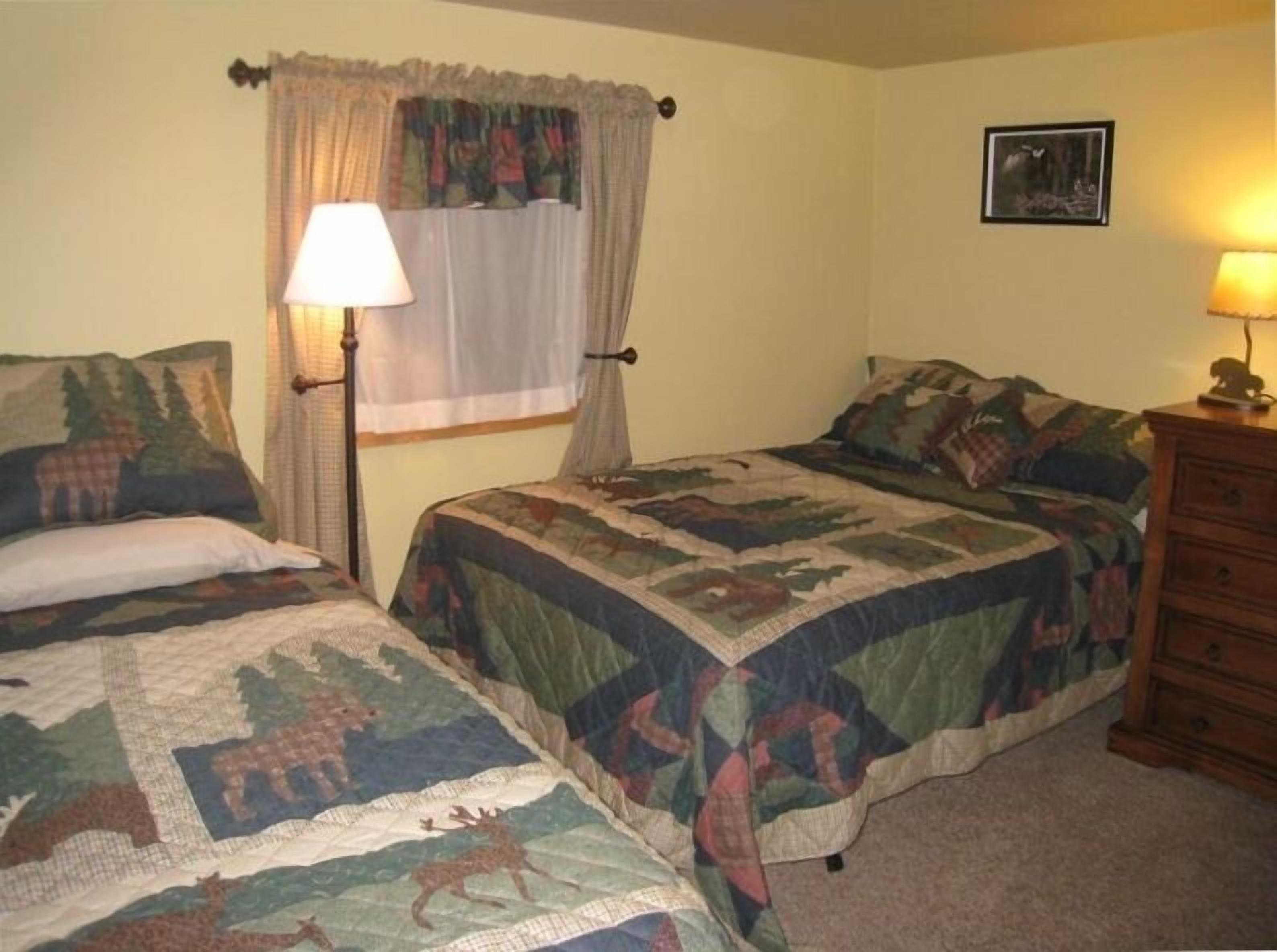 2 chambres, lit parapluie, Wi-Fi gratuit, draps fournis