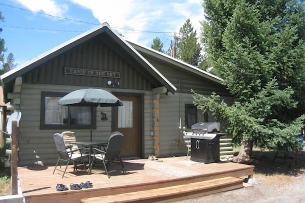 Enjoy the deck & BBQ! - Cozy, convenient in town location
and fun!