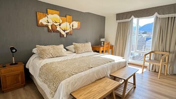 Ropa de cama de alta calidad, colchones con pillow-top y minibar