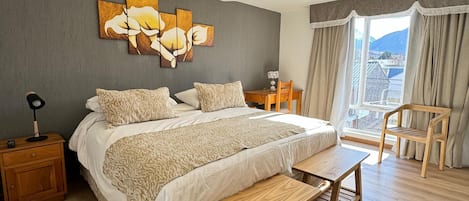 Premium bedding, pillow-top beds, minibar, in-room safe