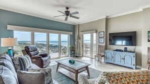 Televisión y reproductor de DVD 