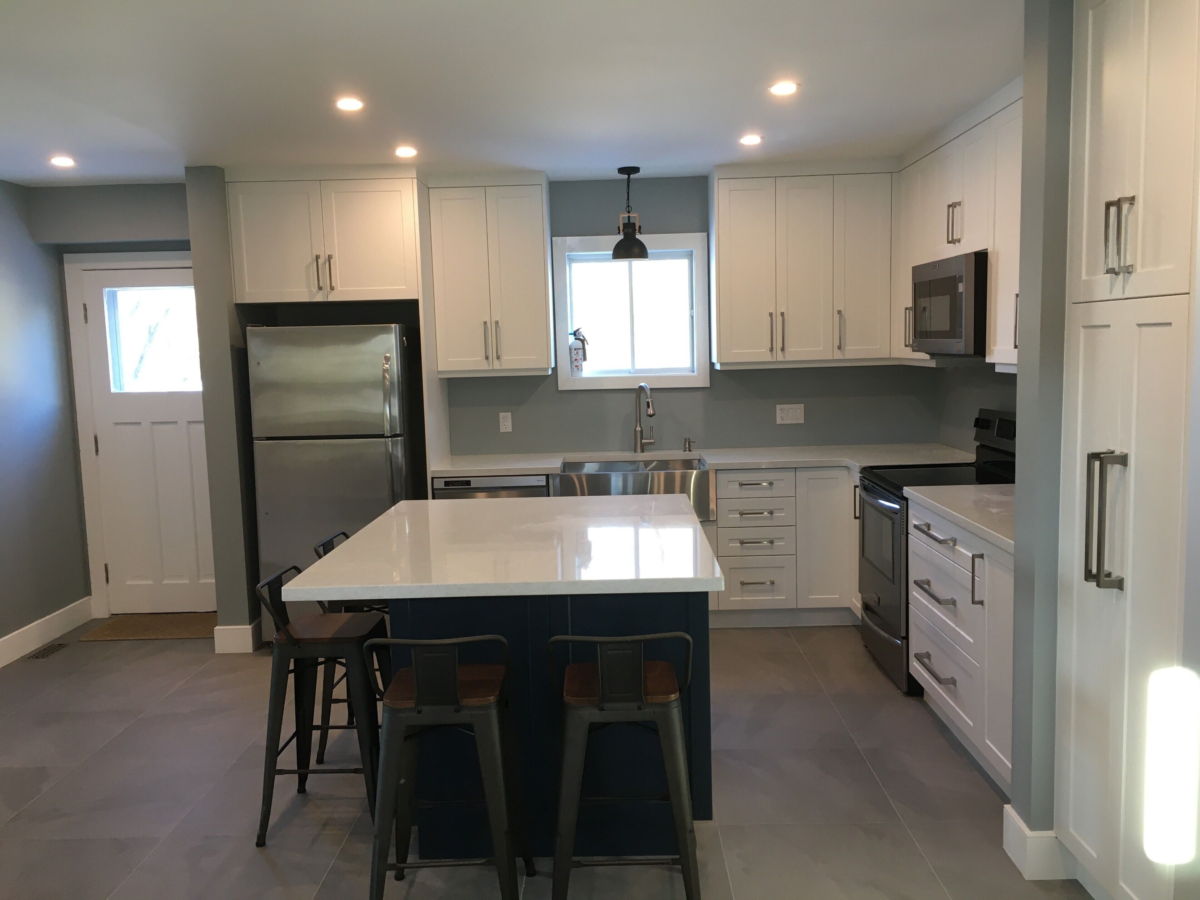 House on the Lake, Orillia