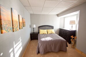 4 chambres, fer et planche à repasser, Wi-Fi, draps fournis