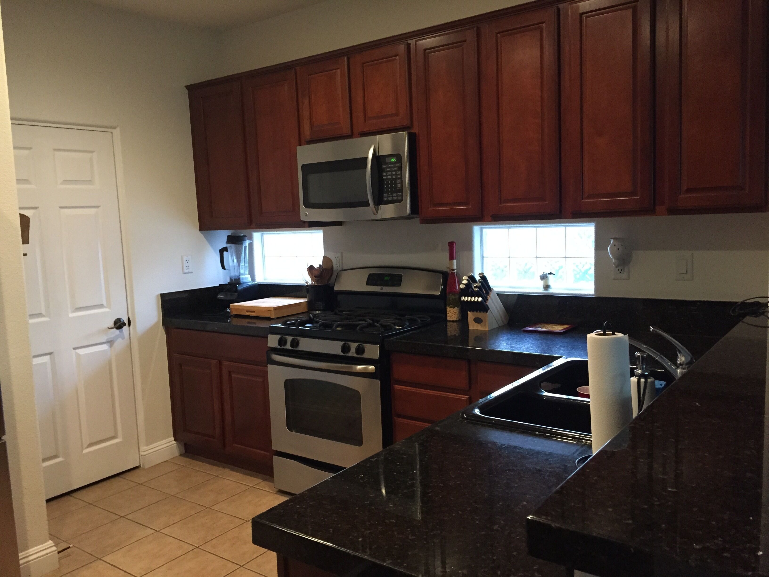 Only 1 Mile away from Coachella Festival/Stagecoach!  