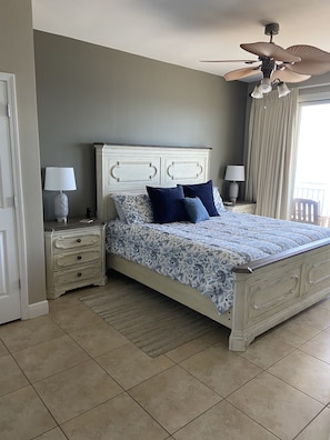 3 bedrooms, free WiFi, bed sheets, wheelchair access