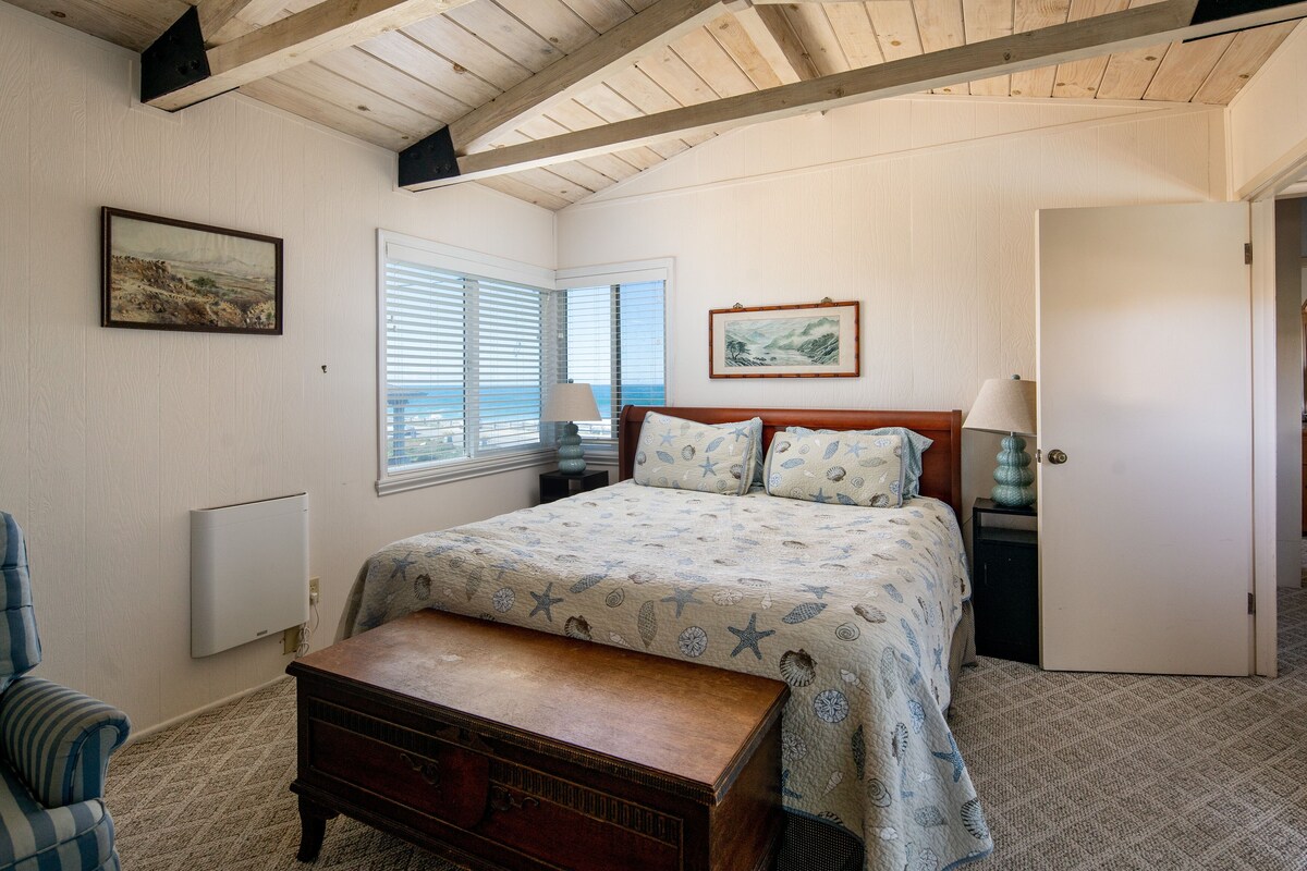 Photo 12 of Oceanfront: Step to the Beach from Your Porch!
STR#0091