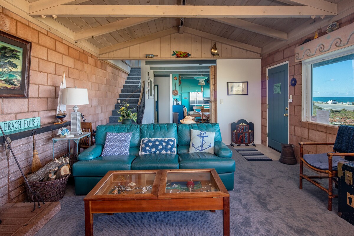 Photo 6 of Oceanfront: Step to the Beach from Your Porch!
STR#0091