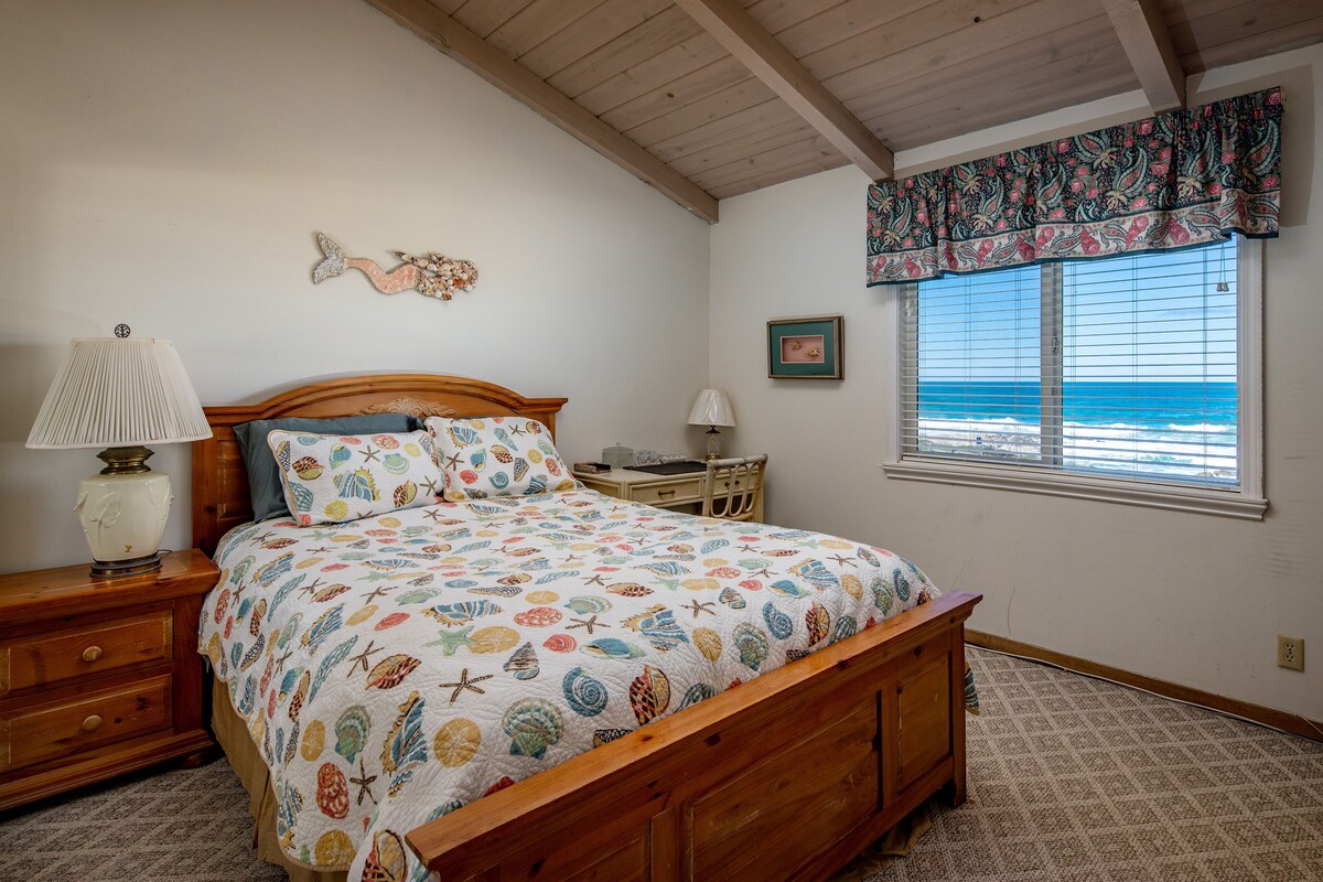 Photo 14 of Oceanfront: Step to the Beach from Your Porch!
STR#0091