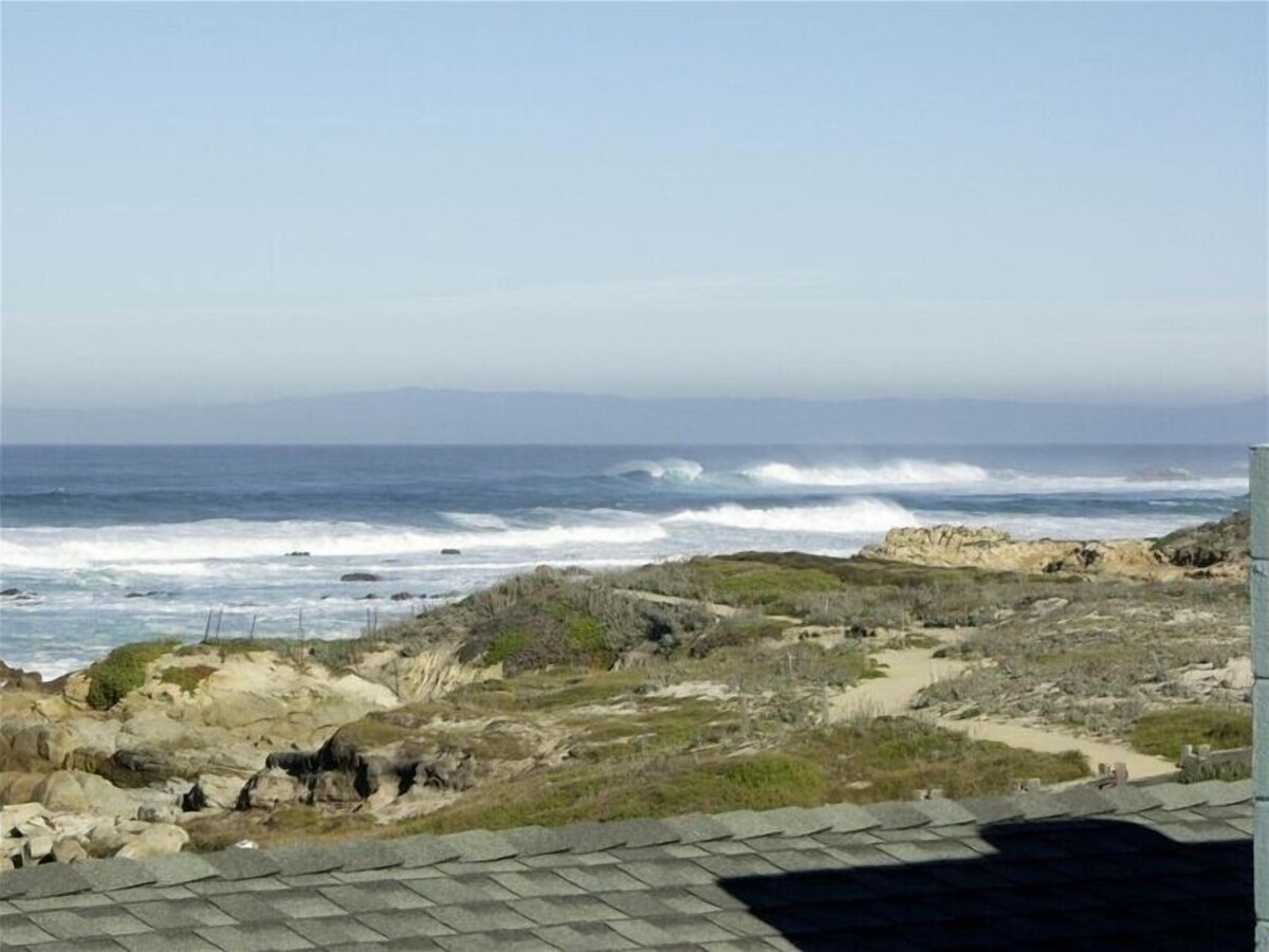 Photo 11 of Oceanfront: Step to the Beach from Your Porch!
STR#0091