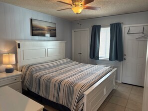 3 chambres, fer et planche à repasser, Wi-Fi gratuit