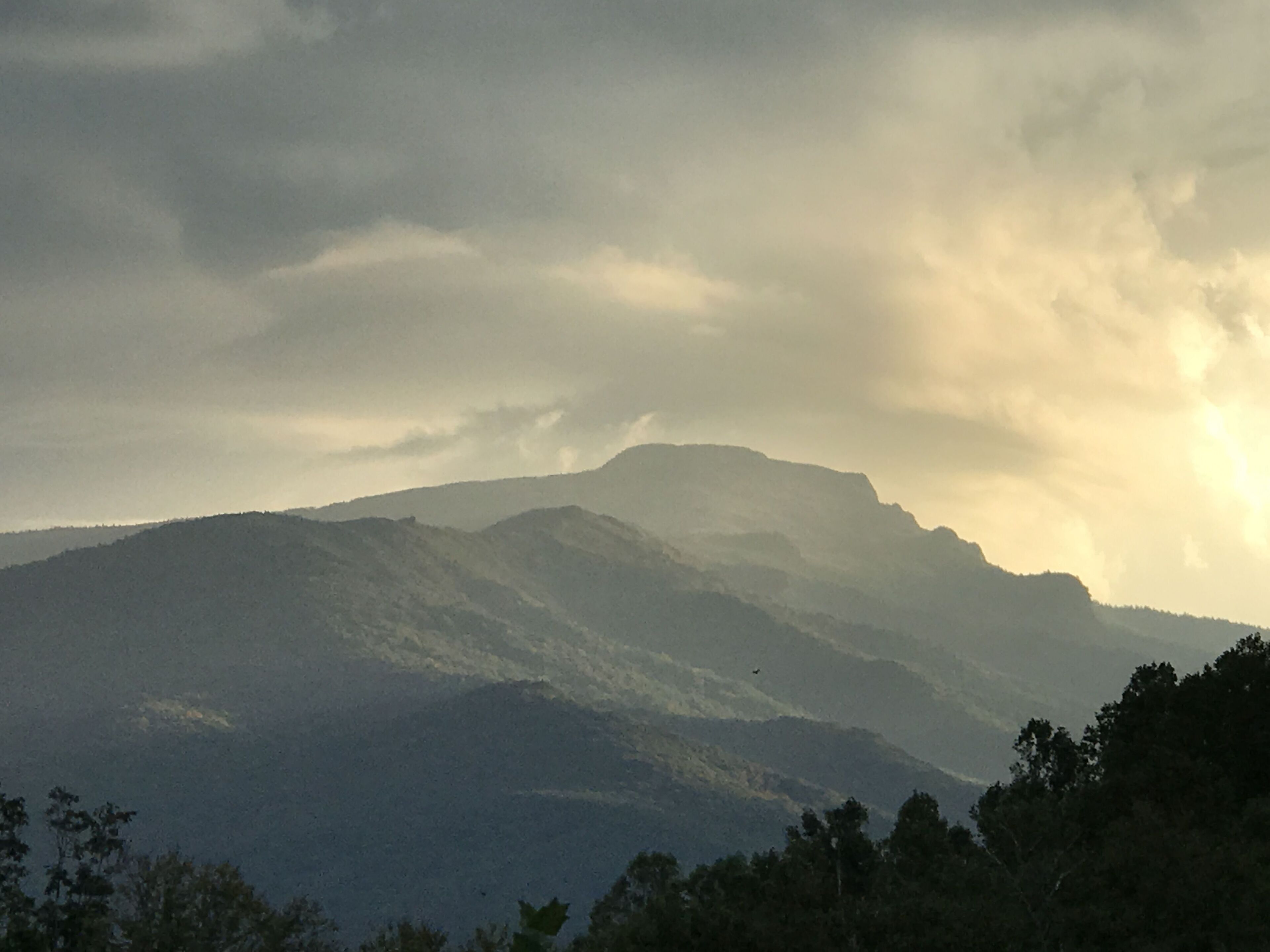 Echota-An Appalachian Mtn. retreat views of Grandfather Mountain/Blue Ridge Mtns