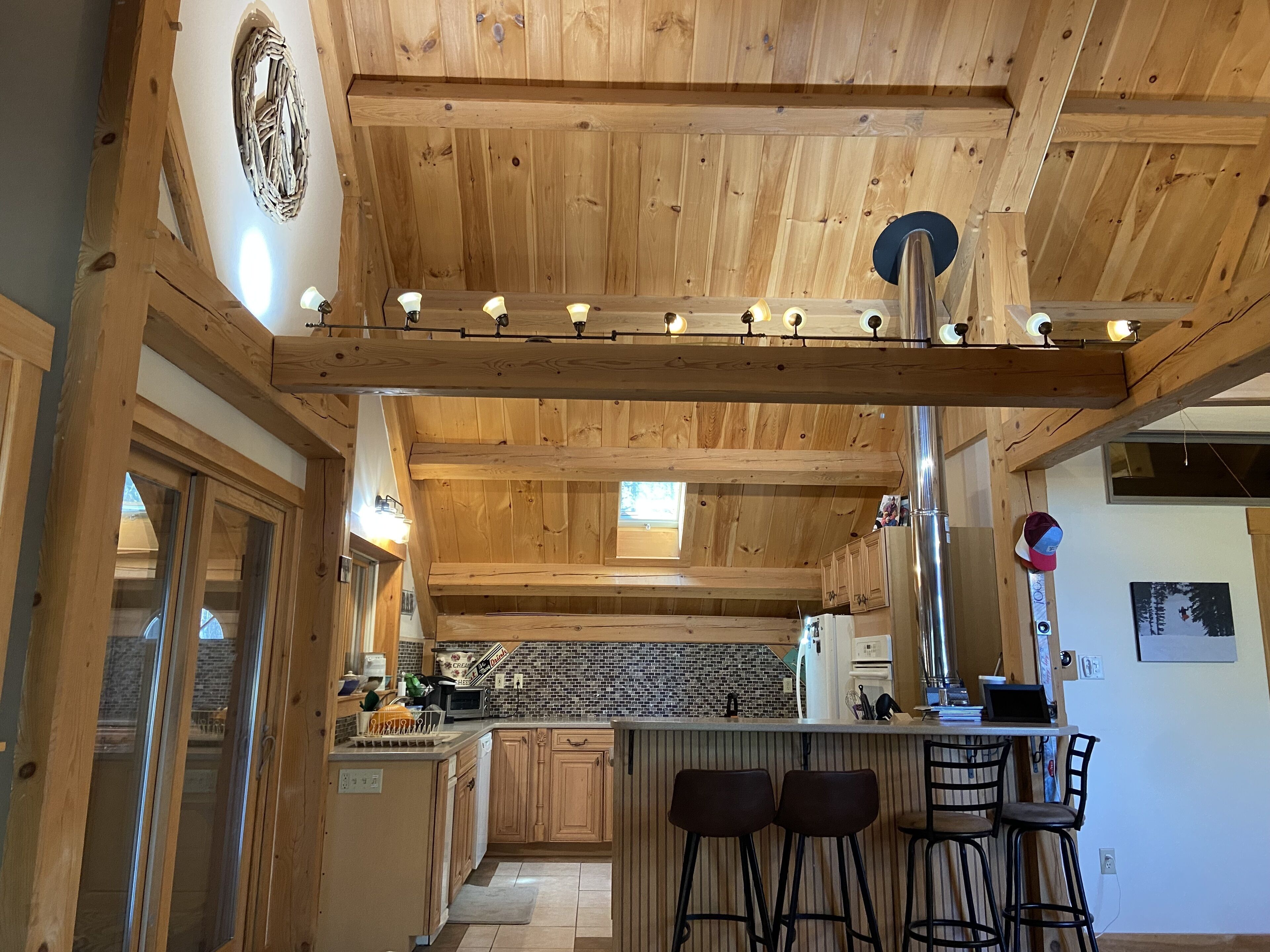 Perfect VT getaway home for family or friends. Ideal location close to all