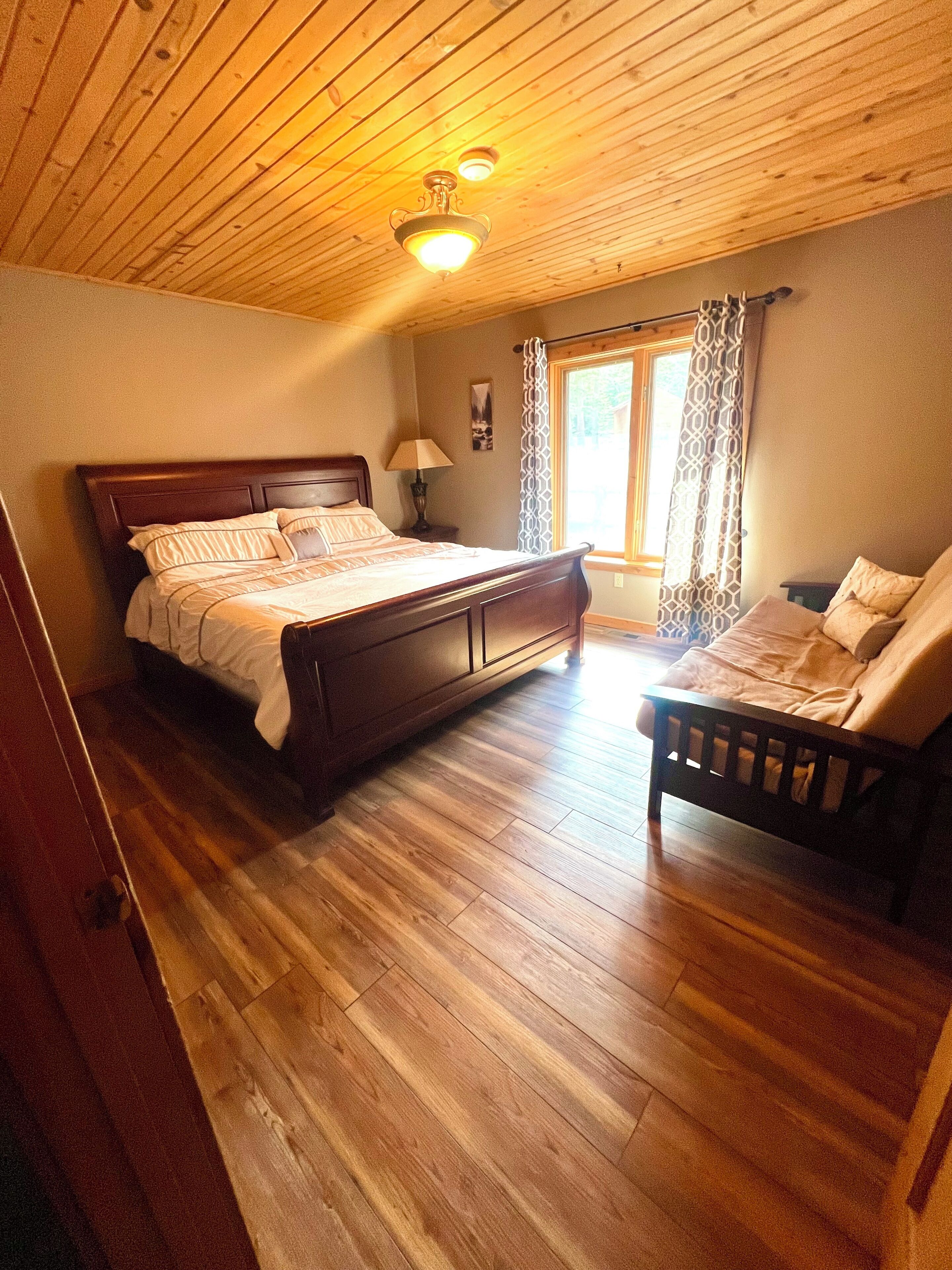 9 Schlafzimmer, Bügeleisen/Bügelbrett, kostenloses WLAN, Bettwäsche