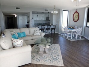 Smart TV, DVD player