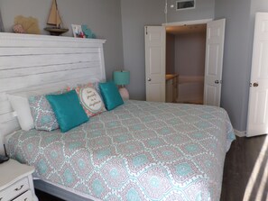 3 bedrooms, iron/ironing board, travel crib, free WiFi