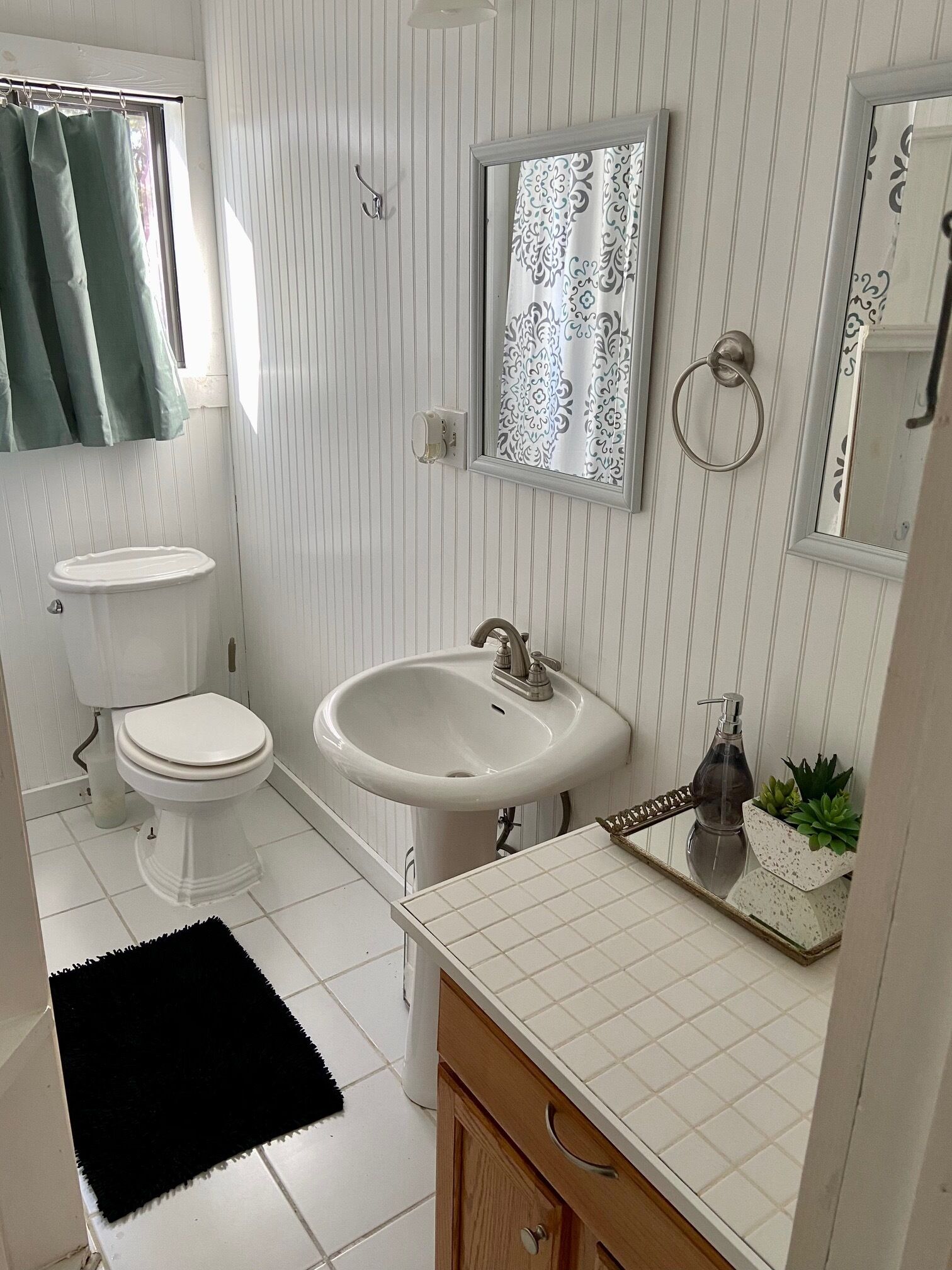 In Town, Large Yard, Close to Rivers and Lakes, Quiet