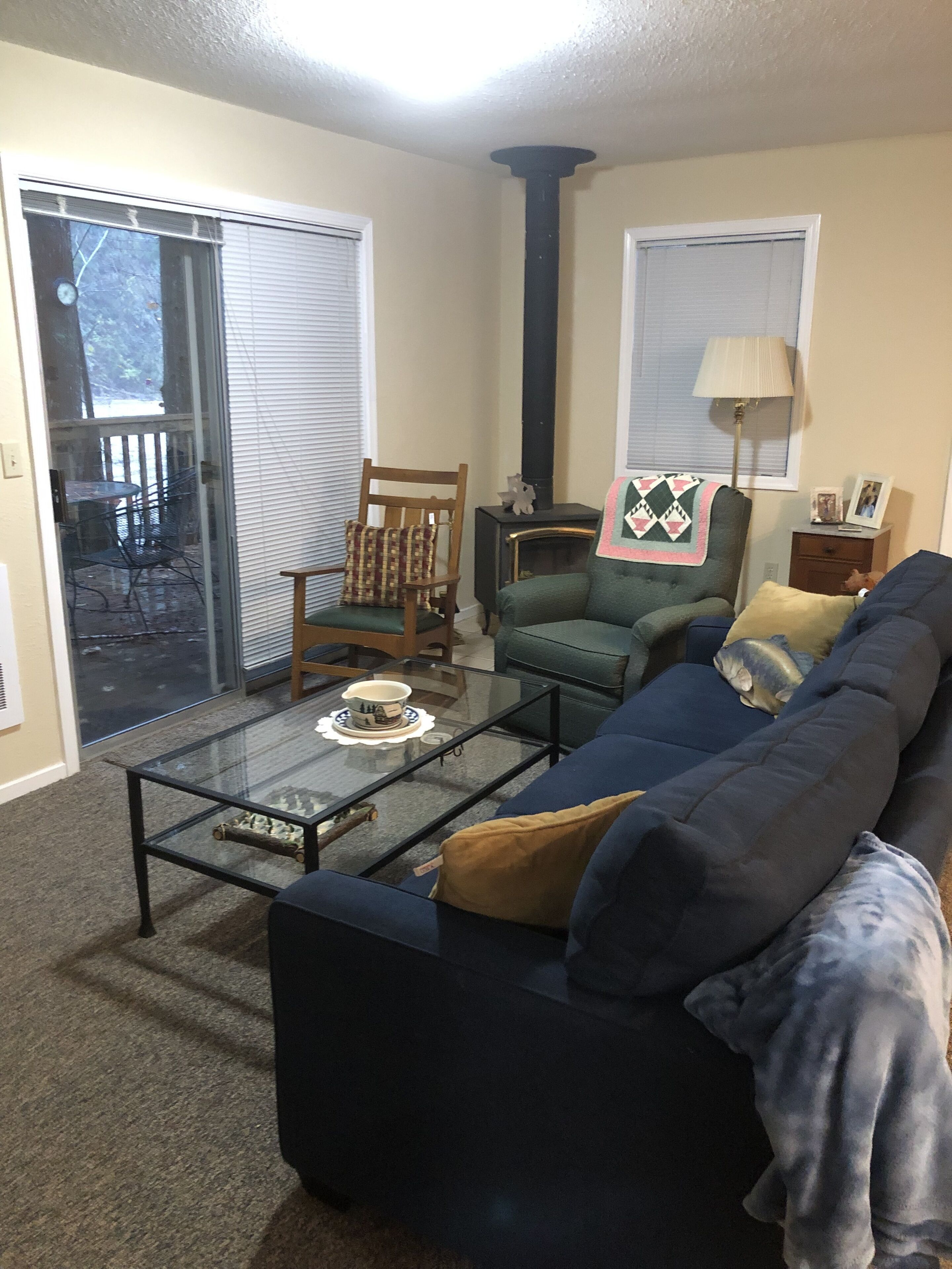 River Cabin in the Woods - Mapleton | Vrbo