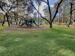 Children’s area - 4mi Disney ·Private Pool & Spa · Diner Game Room. Free snack pack. Pickleball (Kissimmee)