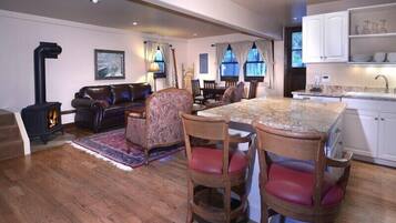 TV, fireplace, DVD player