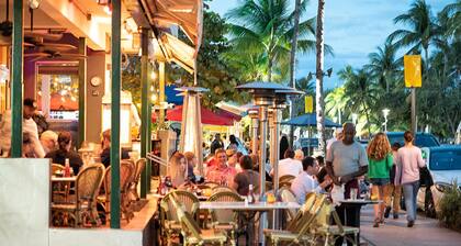 South Beach, Perfect Apartment, Oceanfront Building, Walk to Everything!