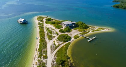 North Captiva Point House - Boat/Water Taxi Only **NEWLY RENOVATED **