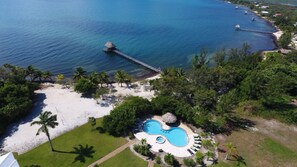 Alberca al aire libre 