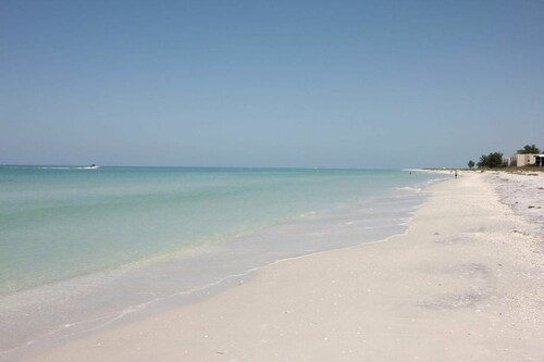 Boca Grande Waterfront yhden makuuhuoneen huoneisto Gasparilla-saarella; Boca Grande -kerho