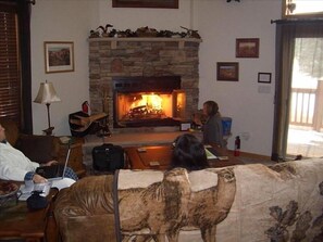 Interior - Pretty Rocky Mountain Retreat Near Buena Vista & Breck - just renewed license! (Western Union Ranch of the Rockies)