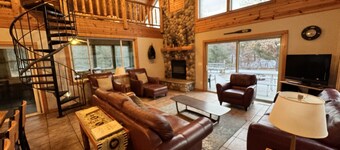 Ort! Castle Rock / WI Dells / Northern Bay, 10 Hektar, 5 Schlafzimmer, 2 Badezimmer, Schlafmöglichkeiten für 20+
