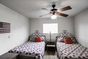 3 slaapkamers, reisbedje, gratis wifi, rolstoeltoegankelijk