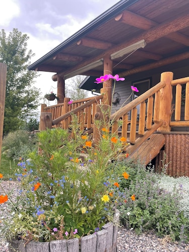 River Ranch Guest House right next to the East Gallatin River