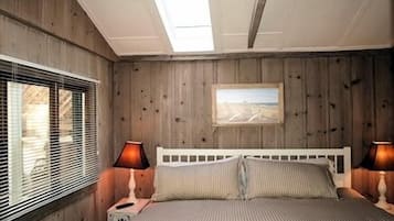 3 quartos, cofres nos quartos, ferros/tábuas de passar roupa, Wi-Fi