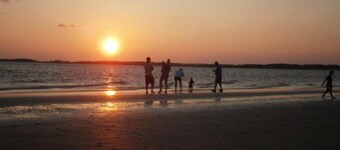 RARE 6 bedroom, 4 bath OCEANFRONT home, wonderful views & breathtaking sunsets!