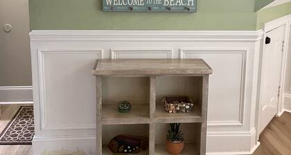 87 Ocean Breeze, Walk to the Beach, Tennis, 3 Pools, Just renovated!!