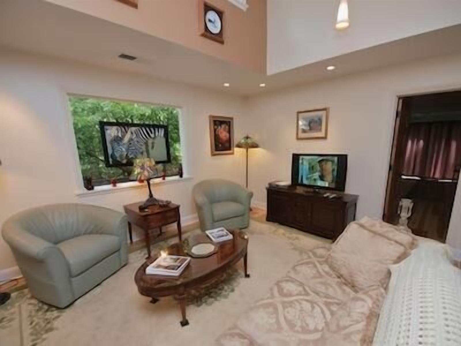 Russian River Gem in the Wine Country Close to Ocean and Spas.