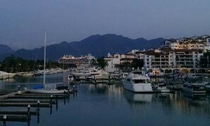 Marina - "SPECTACULAR MARINA & MOUNTAIN VIEWS ON A GREAT LOCATION, (Marina Vallarta)