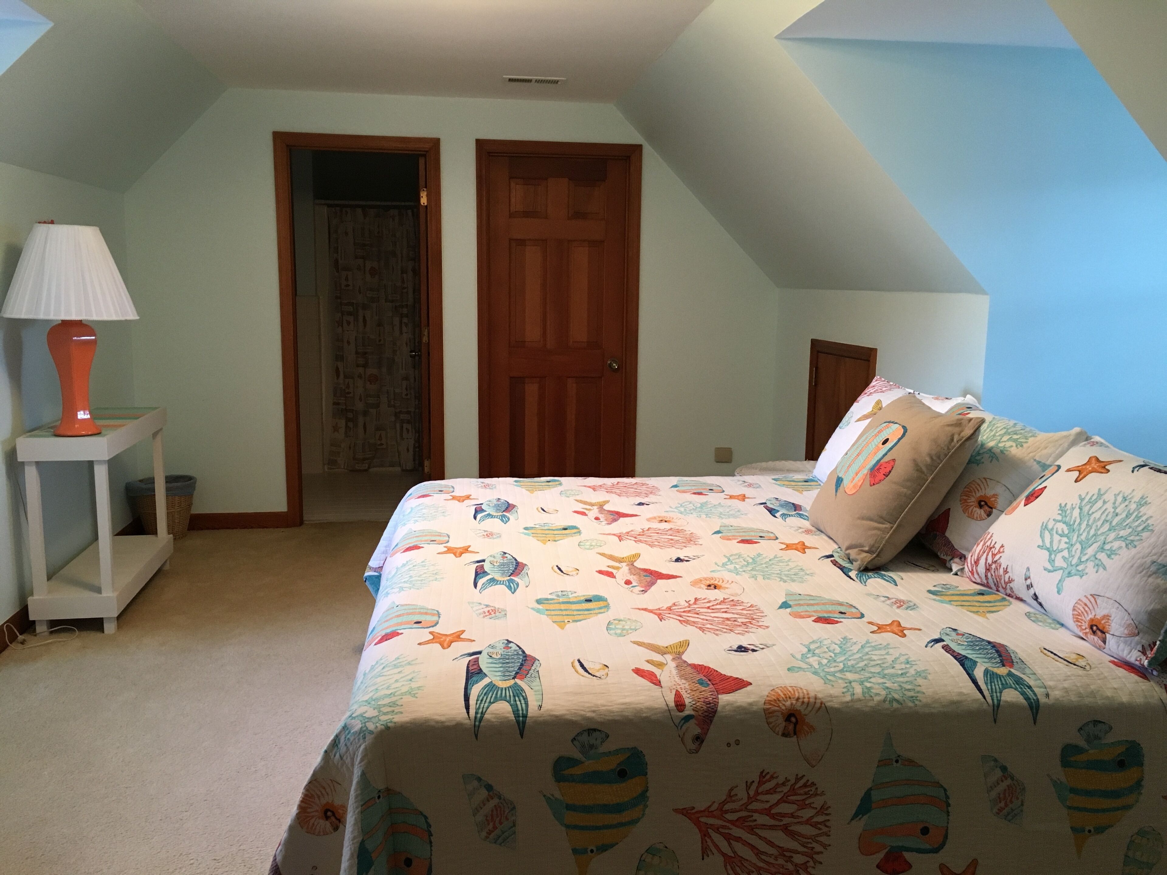 The Inlet Breeze-walk to Marshwalk or out on the Dock