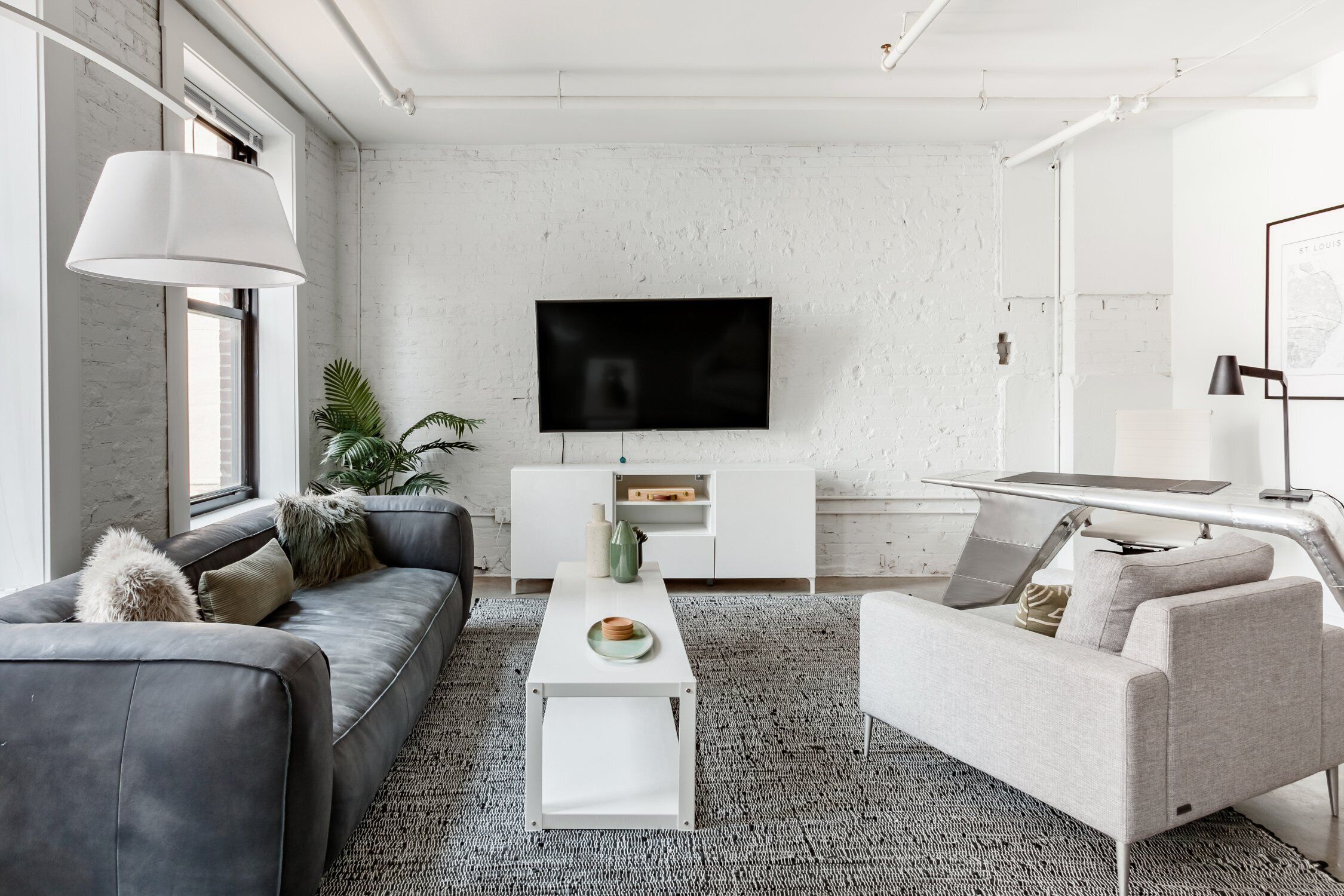 Stroll to Gateway Arch From a Trendy Downtown Converted Loft