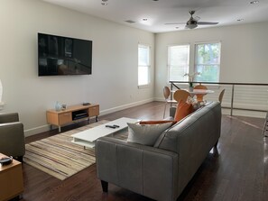 Smart-TV, DVD-Player