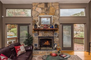 TV, fireplace, DVD player, ping pong