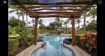 Mauna Lani-Luxurious, Private beach club pass, Lanai sunsets, closest to ocean