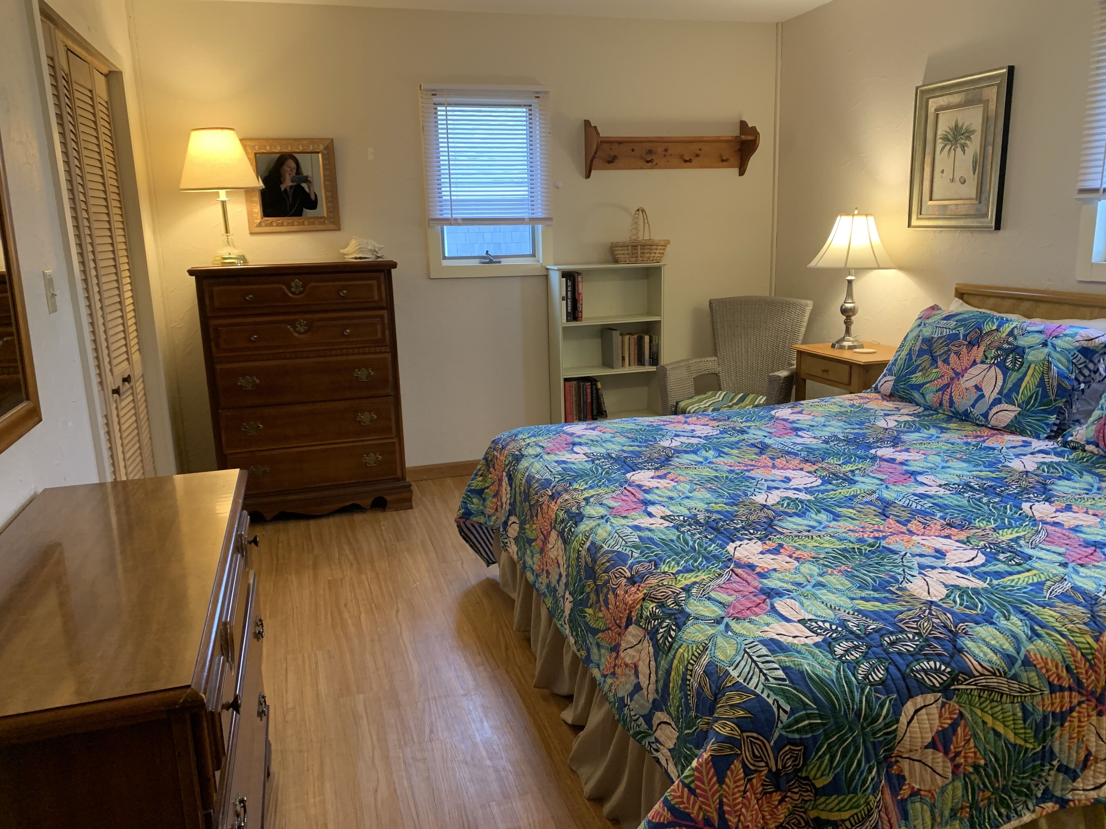 Frisco Beach House! 4 lots back, easy walk to beach, some ocean views