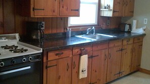 Fridge, microwave, oven, stovetop - Rent A Cottage On A Small farm (Paradise)