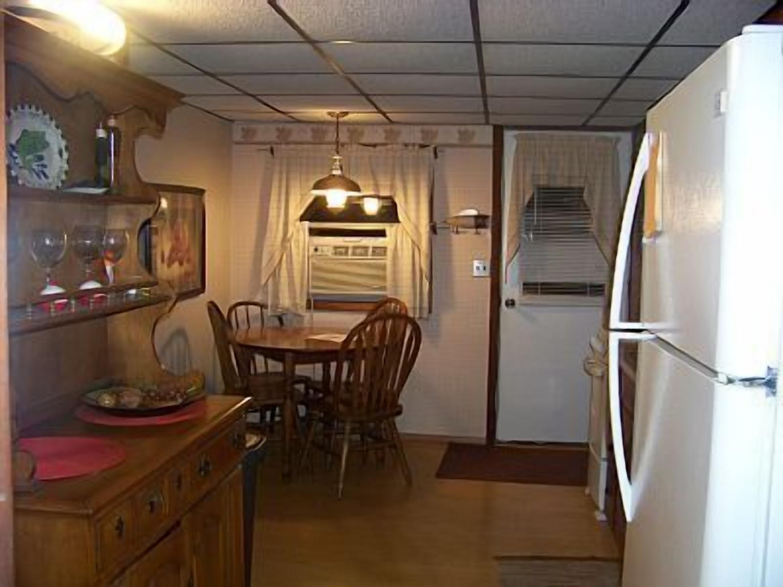 Idle Hour Cabin In River Of Lakes Resort, Bagley, Wi Sleeps 6