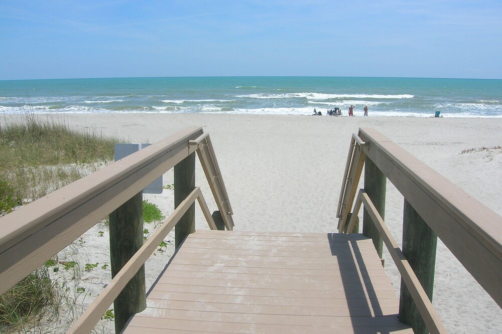 Beachfront Condo in Cocoa Beach
