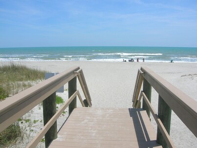 Beachfront Condo in Cocoa Beach