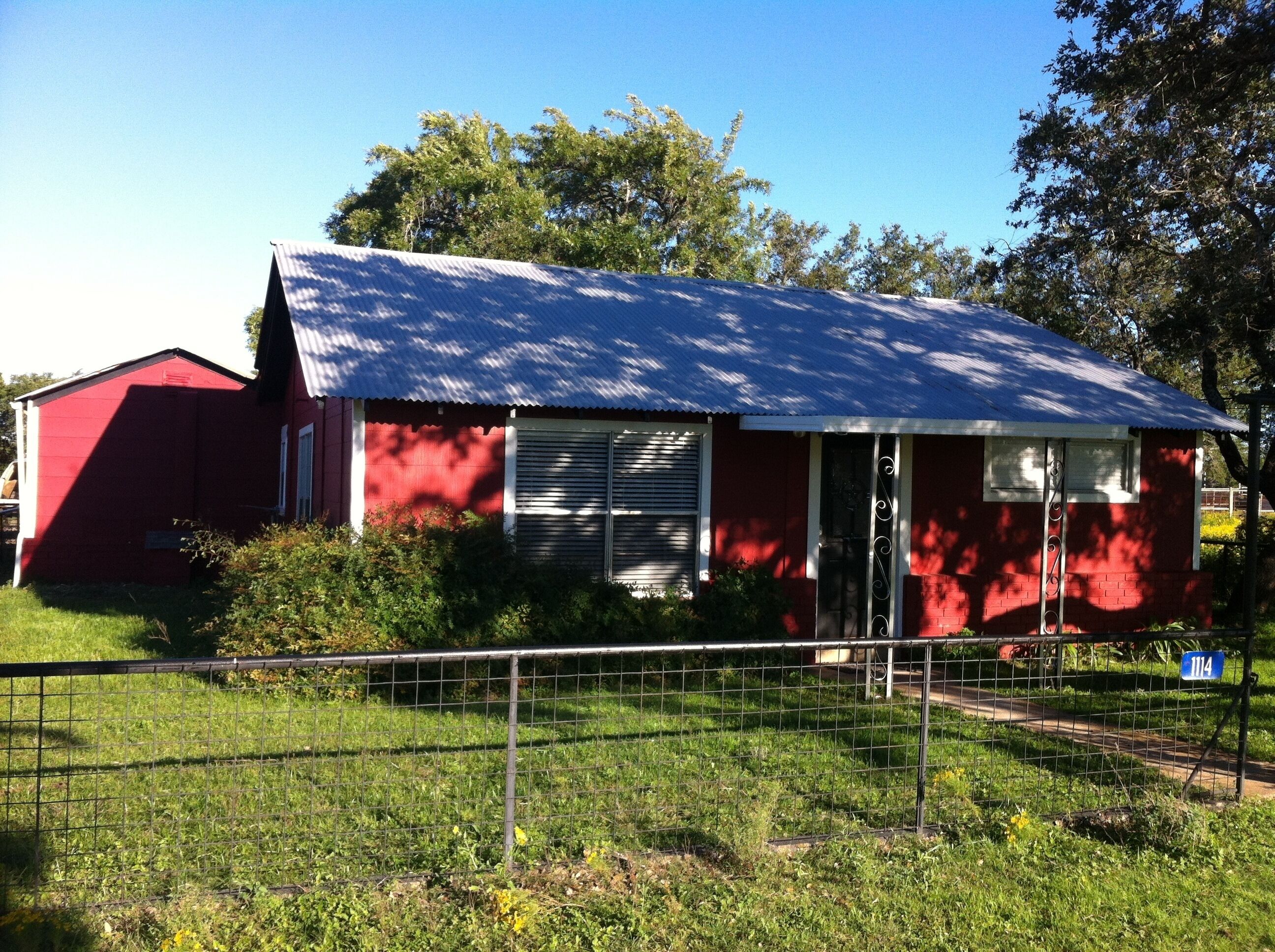 The Red House at Lighthouse Hill Ranch - Pet & ATV friendly!! 2,001 Acre Ranch