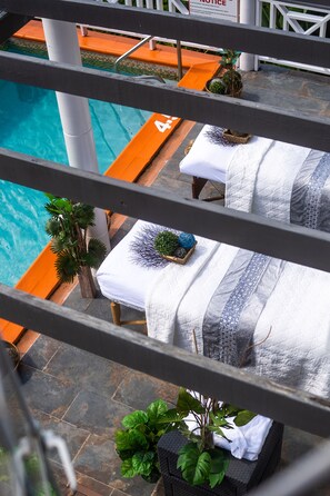 Piscine extérieure